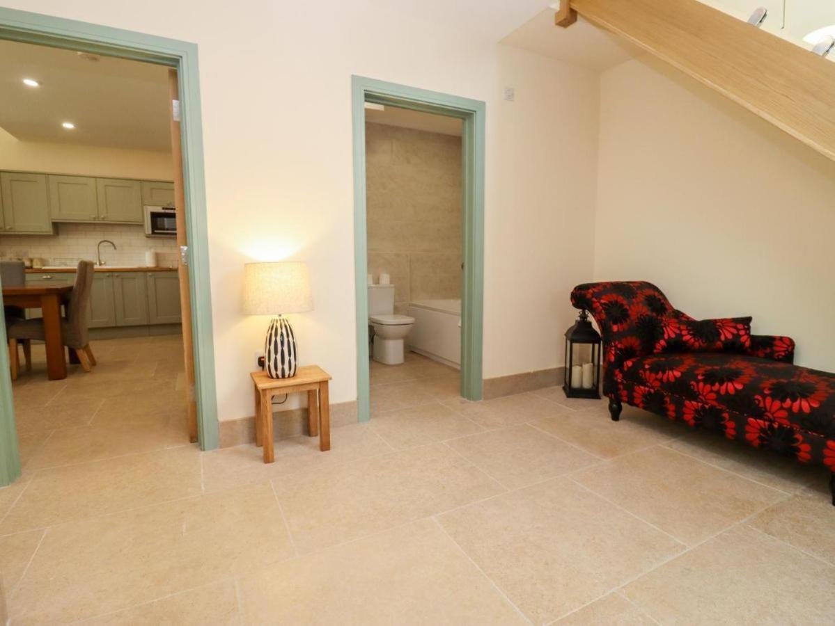 Bears Court Appartement Cheltenham Buitenkant foto