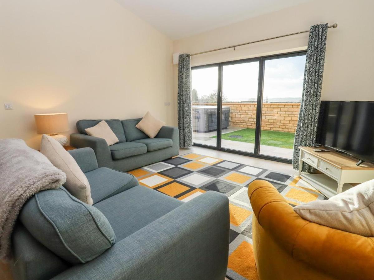 Bears Court Appartement Cheltenham Buitenkant foto