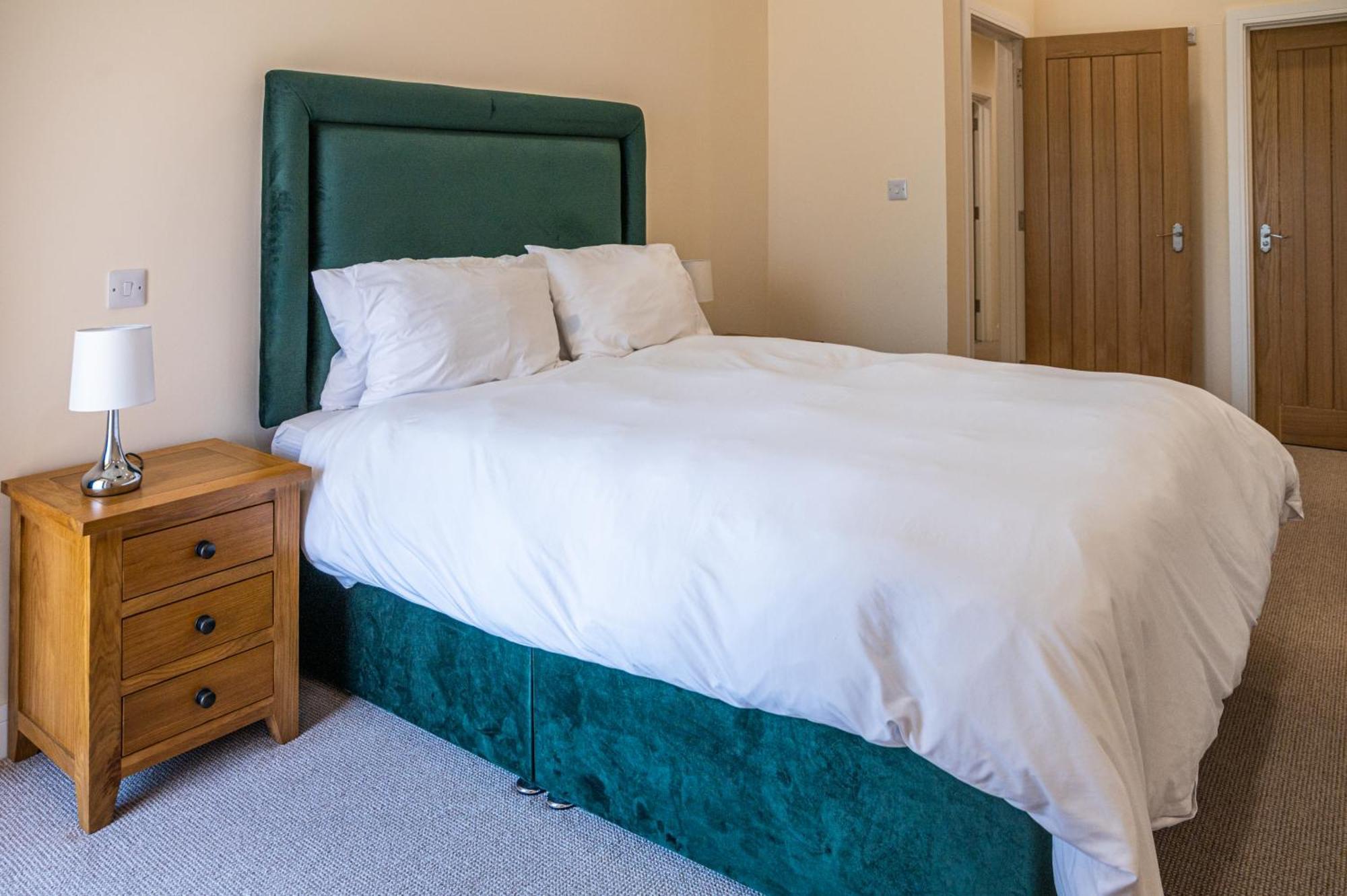 Bears Court Appartement Cheltenham Buitenkant foto