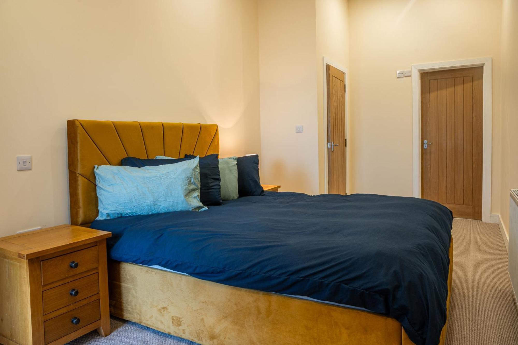 Bears Court Appartement Cheltenham Buitenkant foto